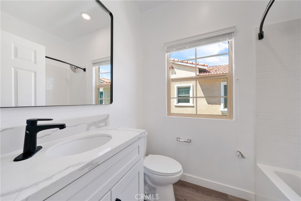 15447 Pomona Rincon Road 106 Property Photo 8