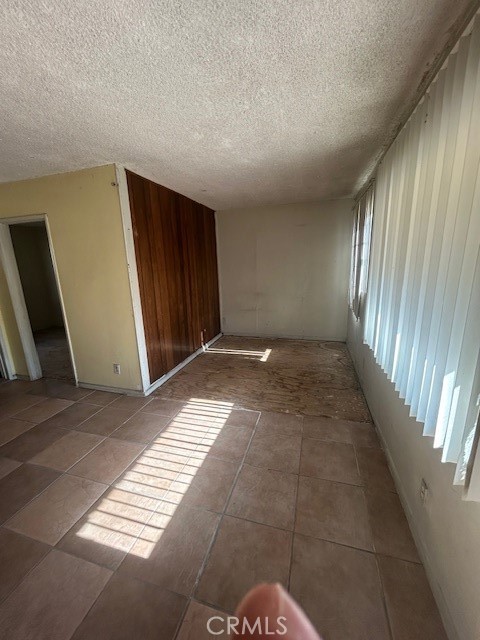 156 W 84th Property Photo 4
