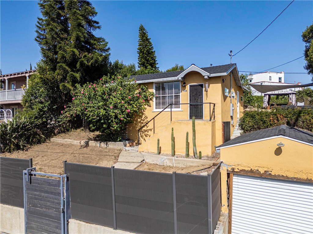3887 Bostwick Property Photo 46