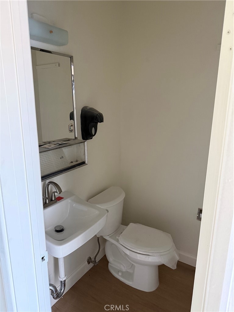 2310 S Atlantic Property Photo 4