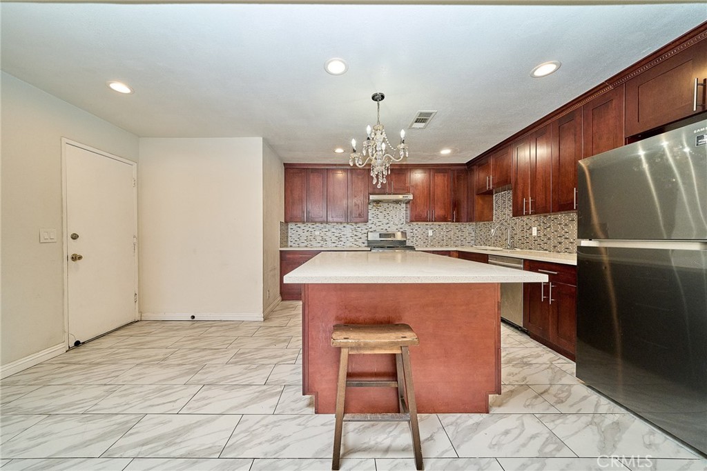 7145 N Muscatel Property Photo 8