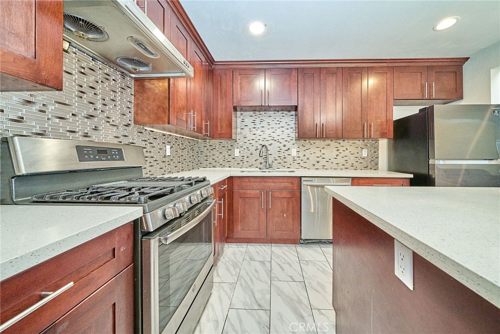 7145 N Muscatel Property Photo 11