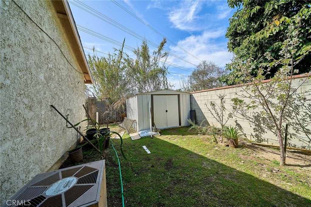 7145 N Muscatel Property Photo 28