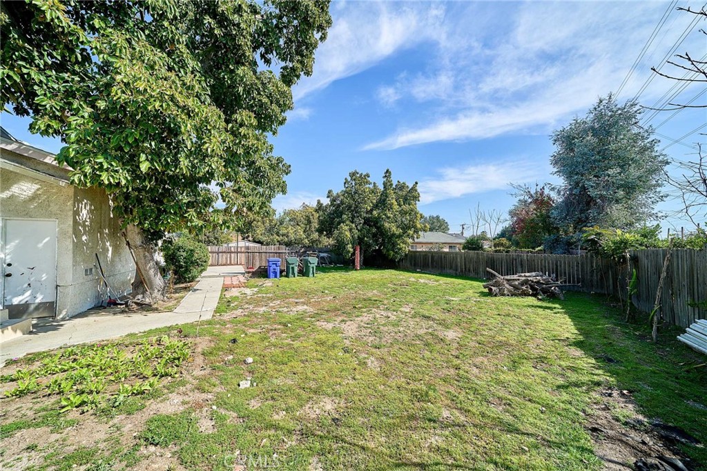 7145 N Muscatel Property Photo 29
