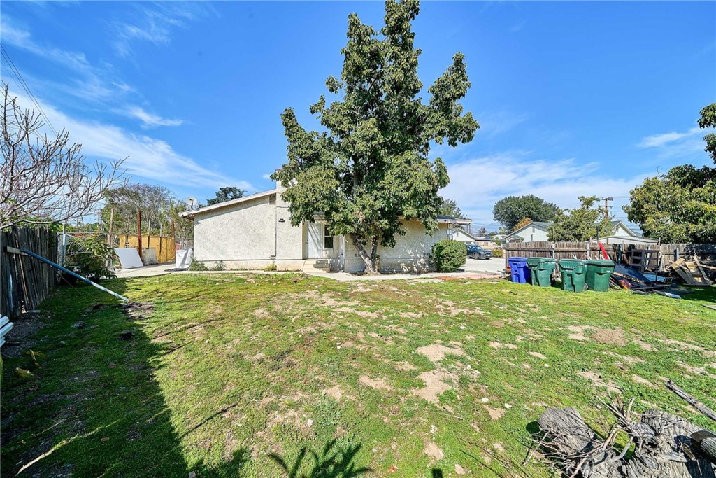 7145 N Muscatel Property Photo 30