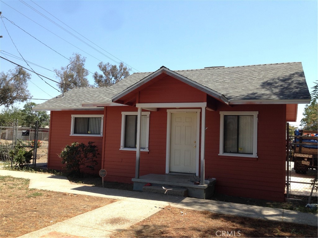 10312 Jurupa Road Property Photo 5