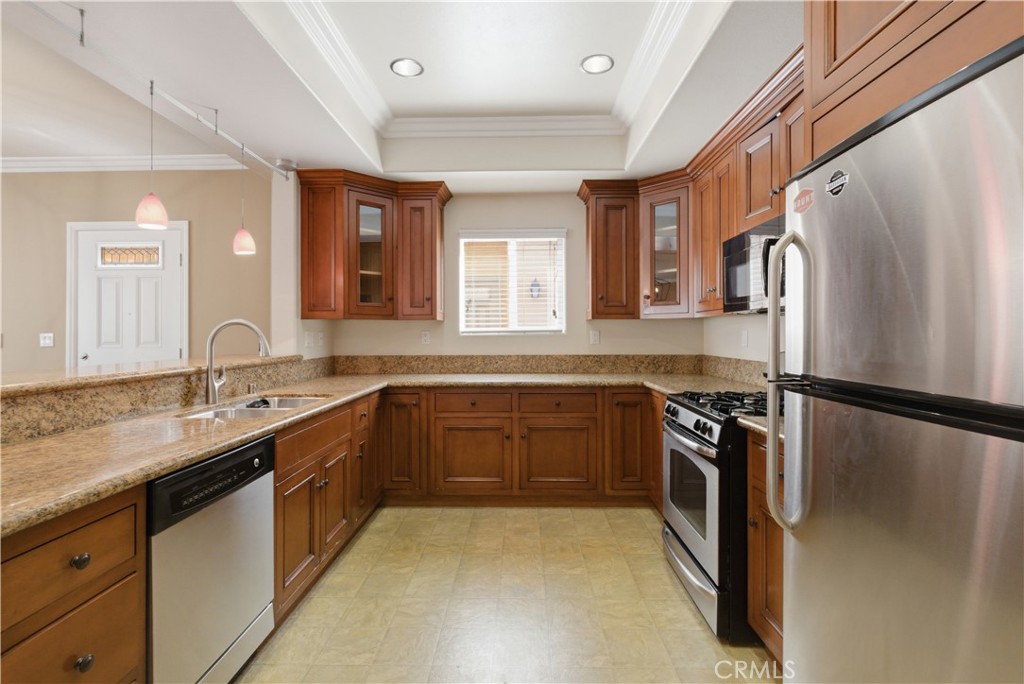 1101 East Avenue Property Photo 21