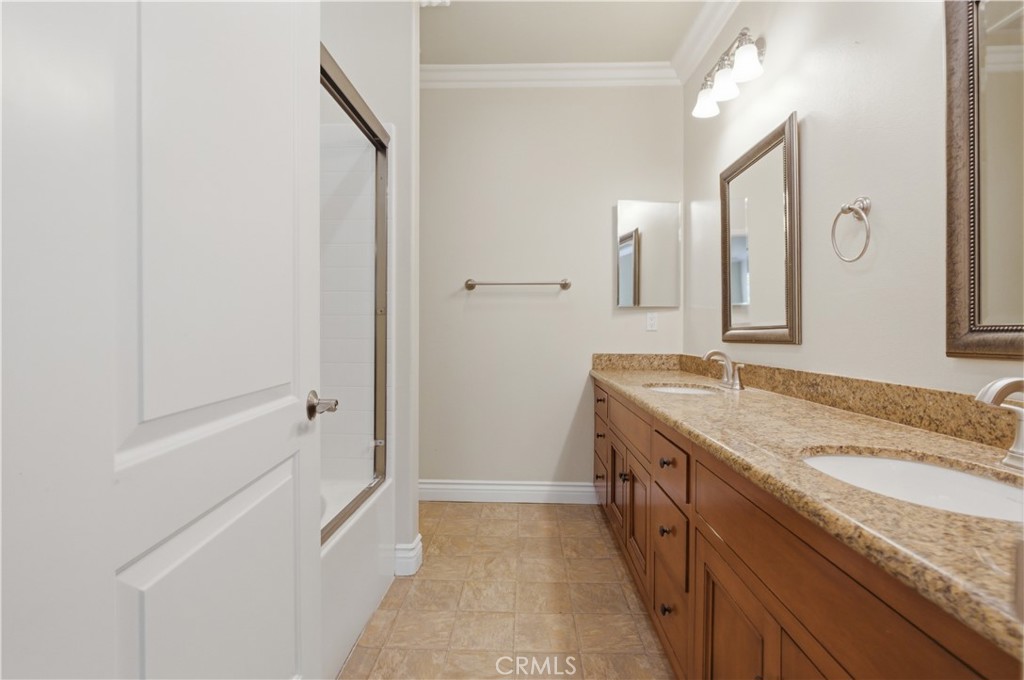 1101 East Avenue Property Photo 27