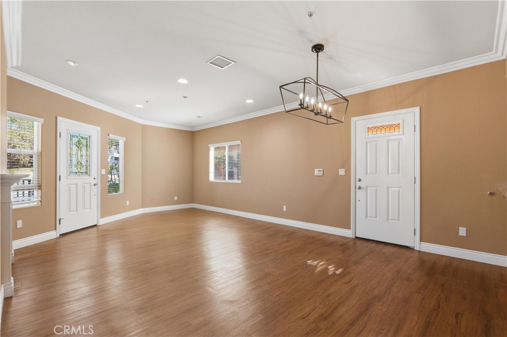 1101 East Avenue Property Photo 30