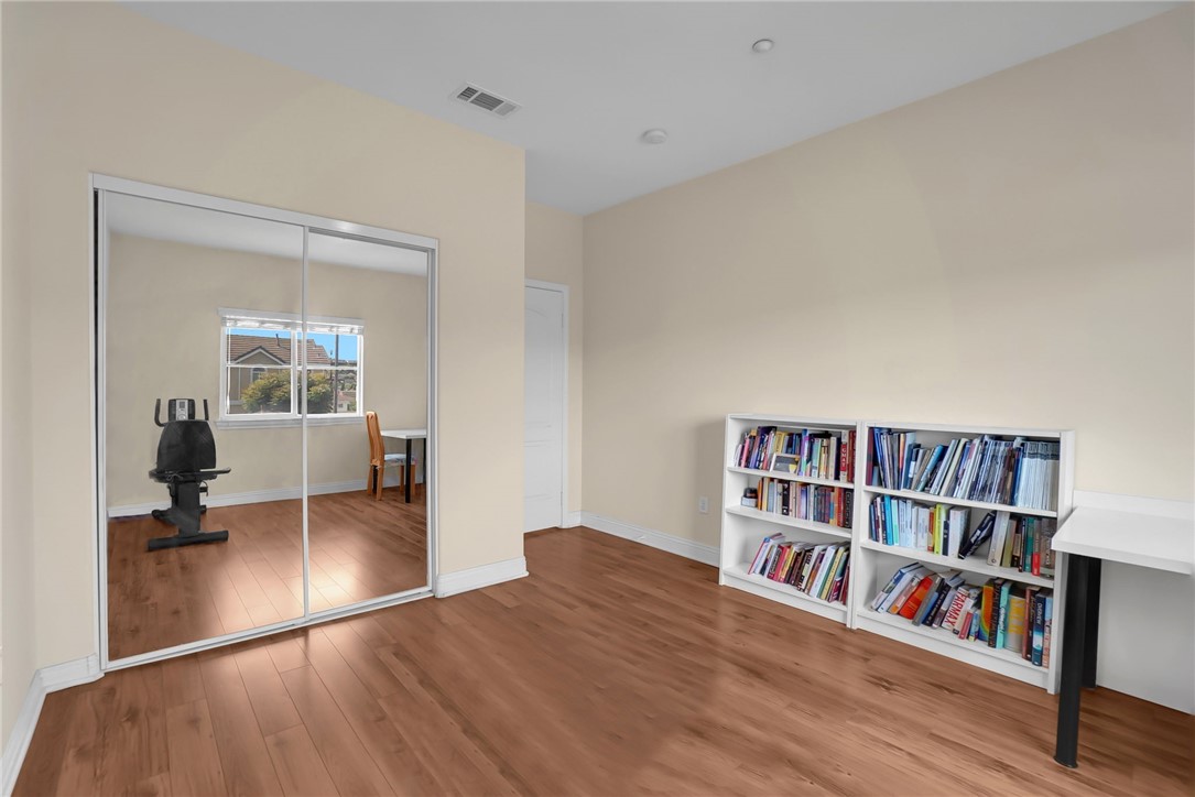800 E Newmark Avenue Property Photo 17