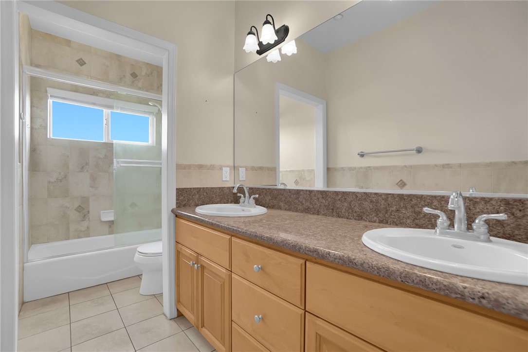 800 E Newmark Avenue Property Photo 18