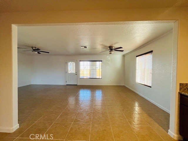 20236 Graham Street Property Photo 4