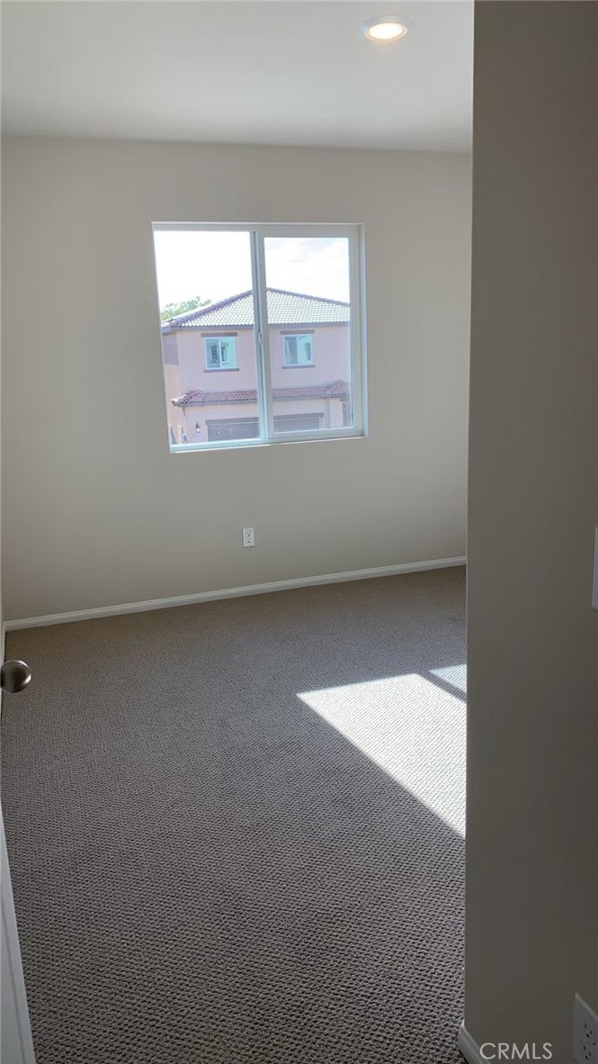 36382 Albus Ave Property Photo 7