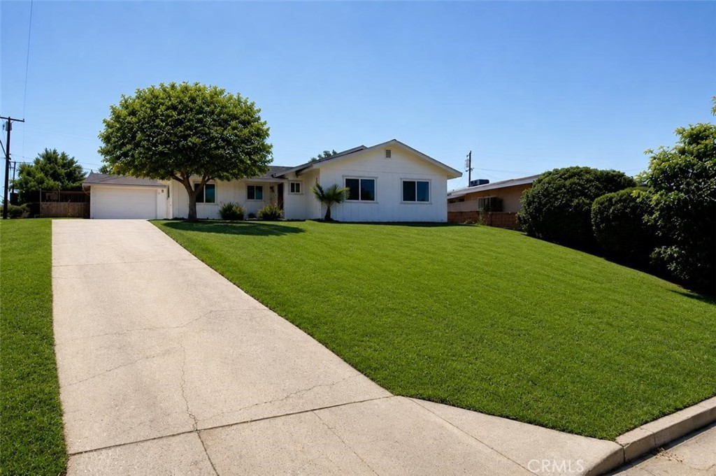 2425 Castle Drive Property Photo