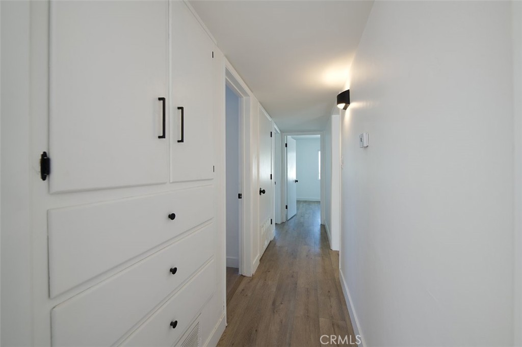 2425 Castle Drive Property Photo 11