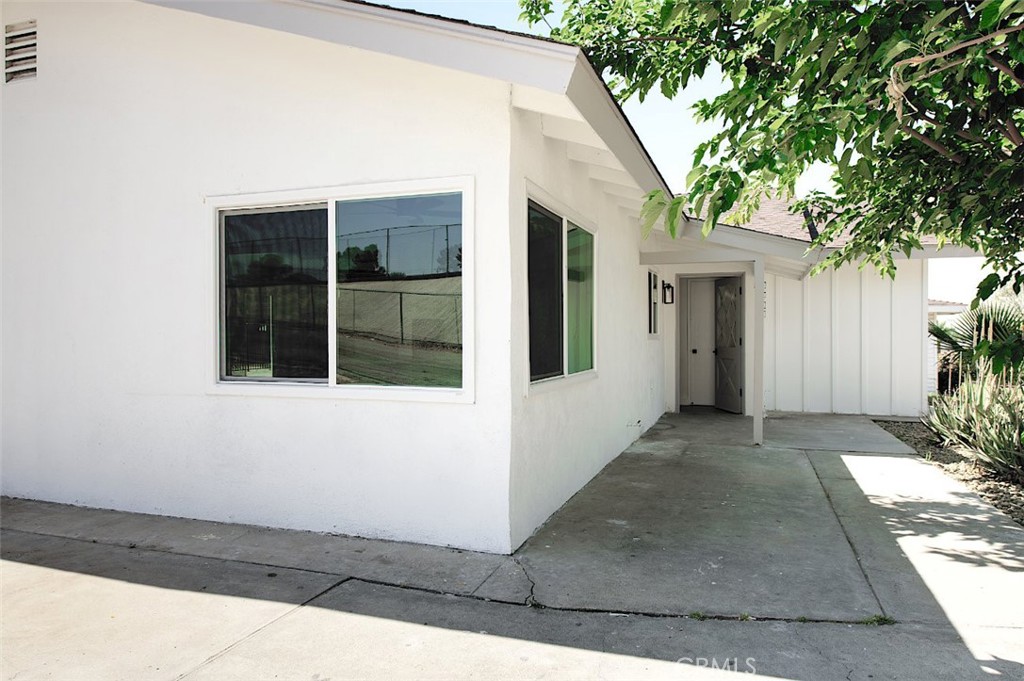 2425 Castle Drive Property Photo 27