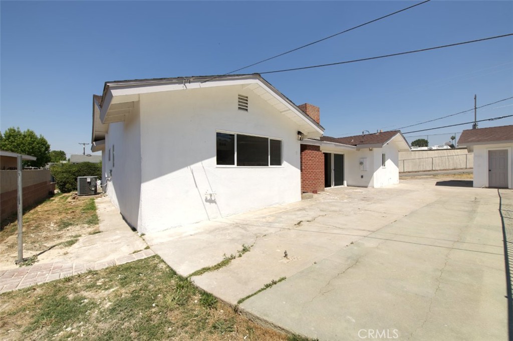2425 Castle Drive Property Photo 29