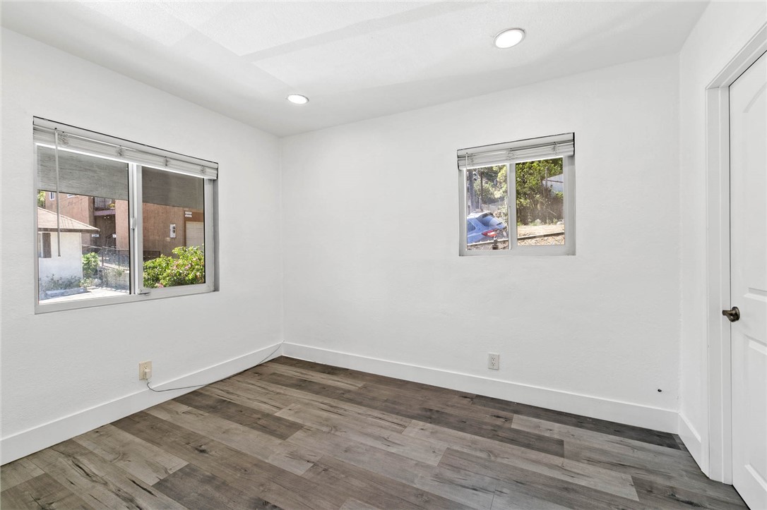 4365 Esmeralda Street Property Photo 17