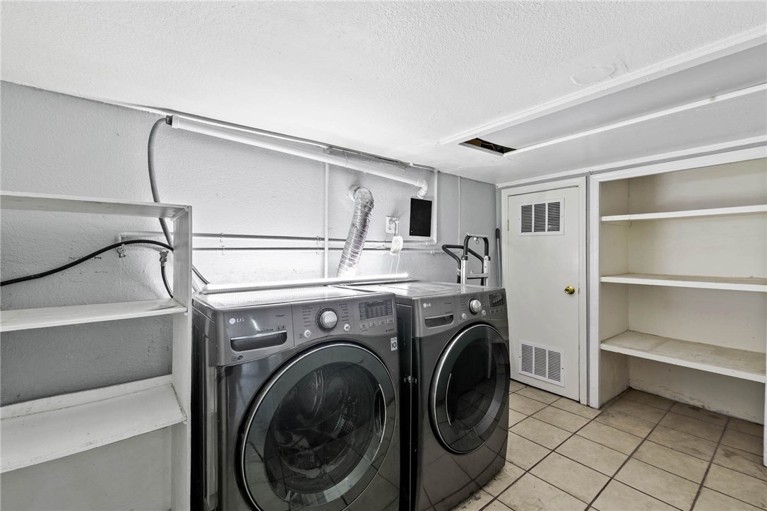 4365 Esmeralda Street Property Photo 22