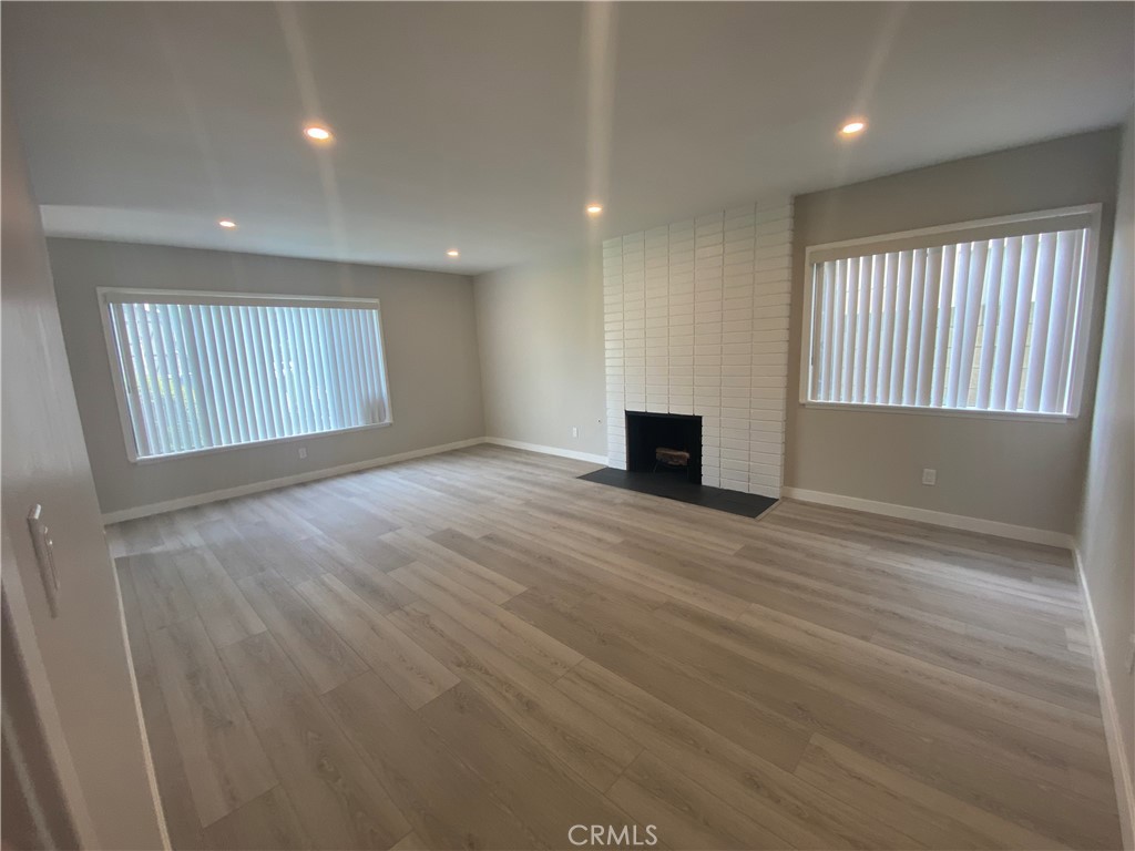 503 Fairview Property Photo 5