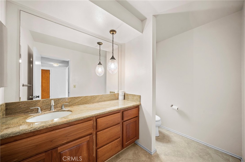 704 Crest Vista Drive Property Photo 11