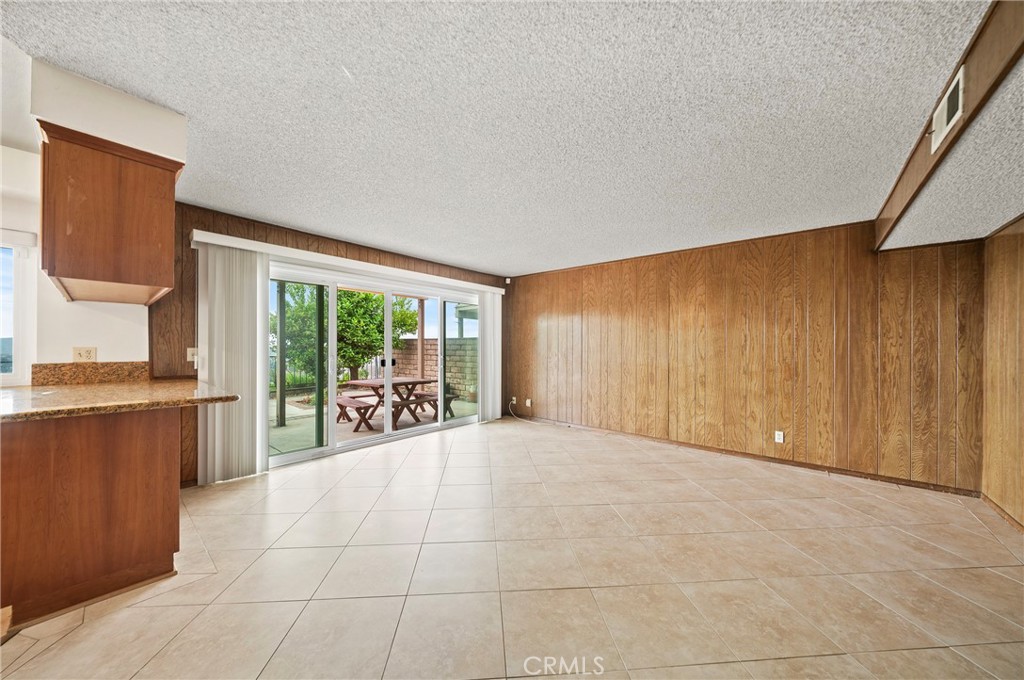 704 Crest Vista Drive Property Photo 13
