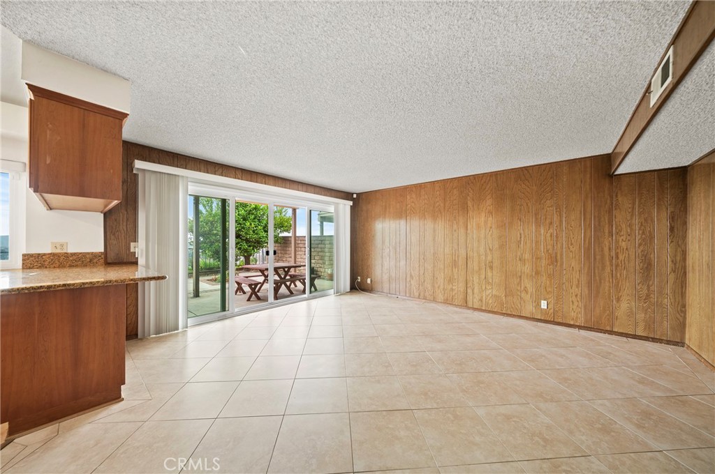 704 Crest Vista Drive Property Photo 13