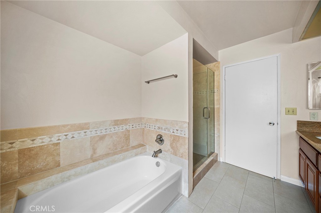 704 Crest Vista Drive Property Photo 18