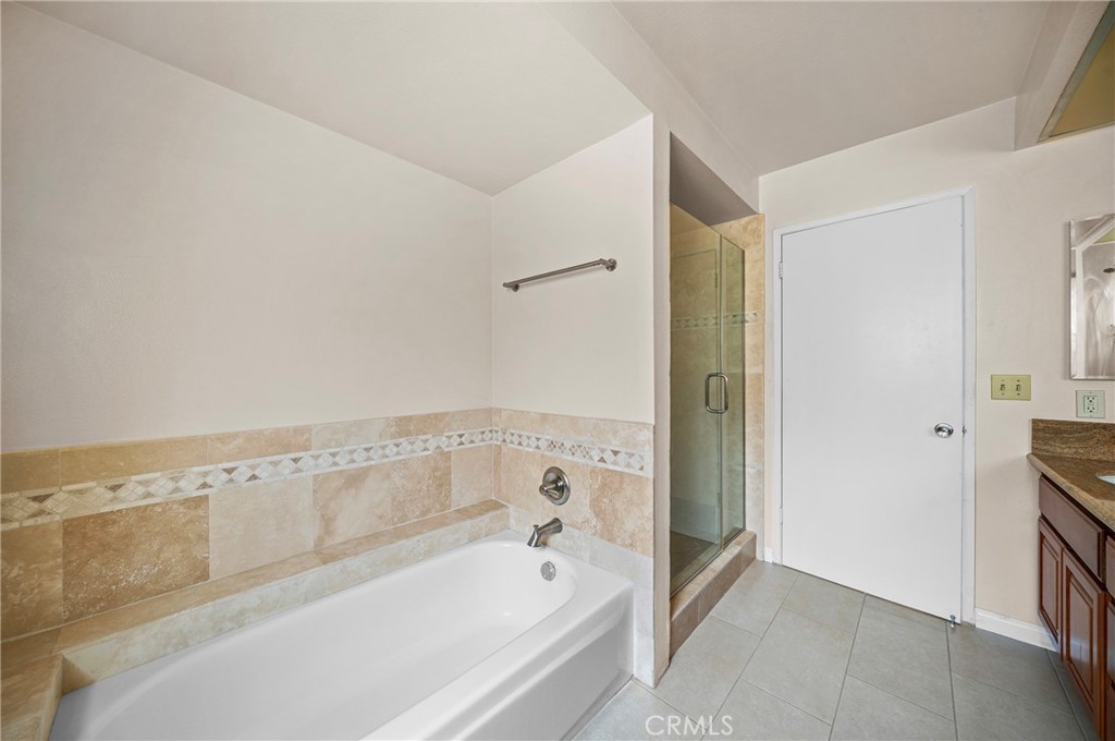 704 Crest Vista Drive Property Photo 18