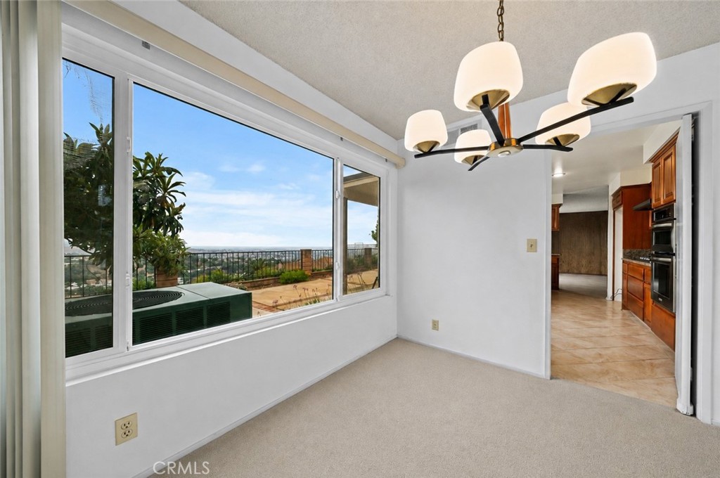 704 Crest Vista Drive Property Photo 32