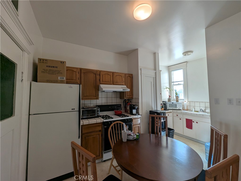 3230 Scott Property Photo 12