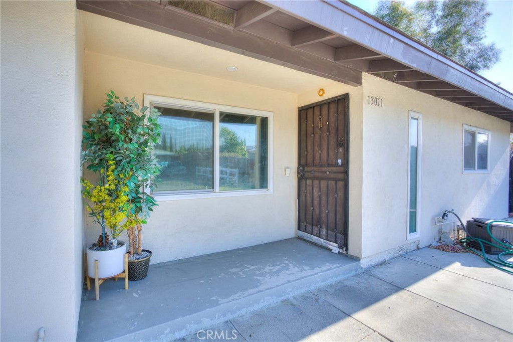 13011 Pinon Property Photo 2