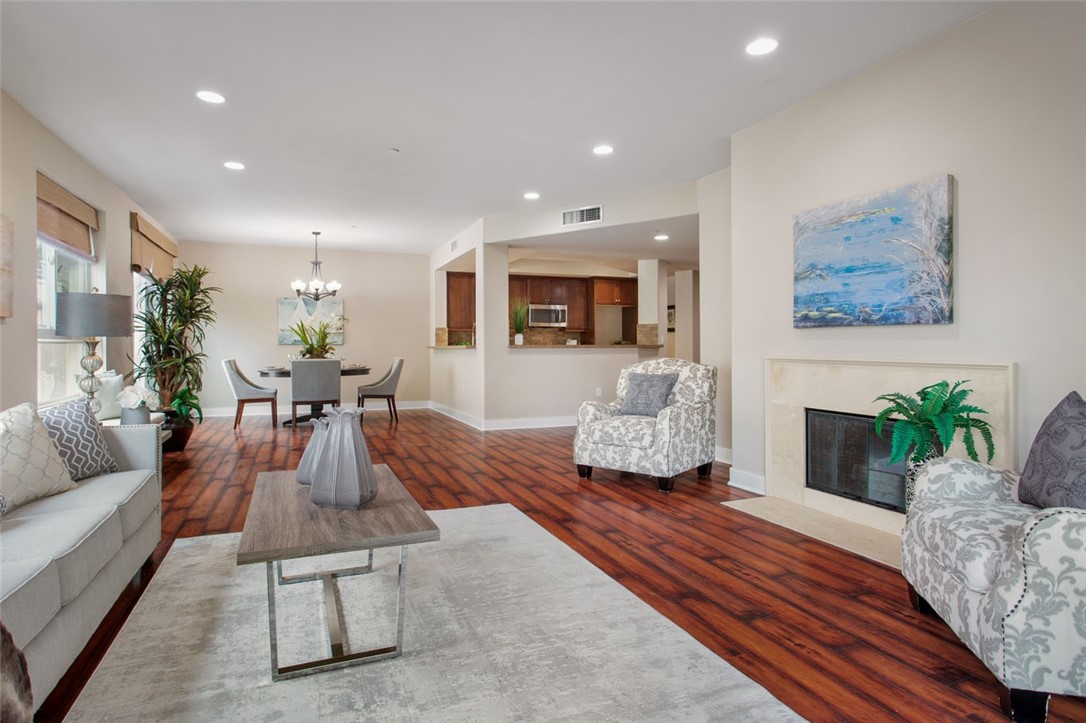 11115 Acama 207 Property Photo 4
