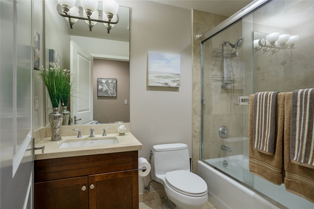 11115 Acama 207 Property Photo 18