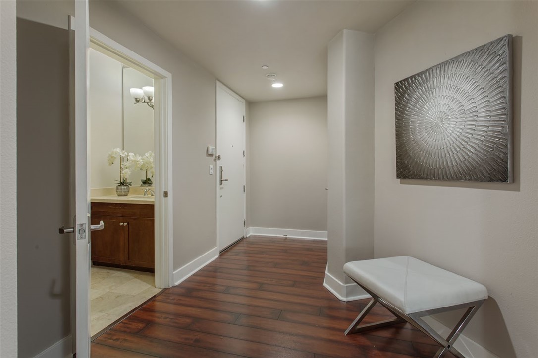 11115 Acama 207 Property Photo 24