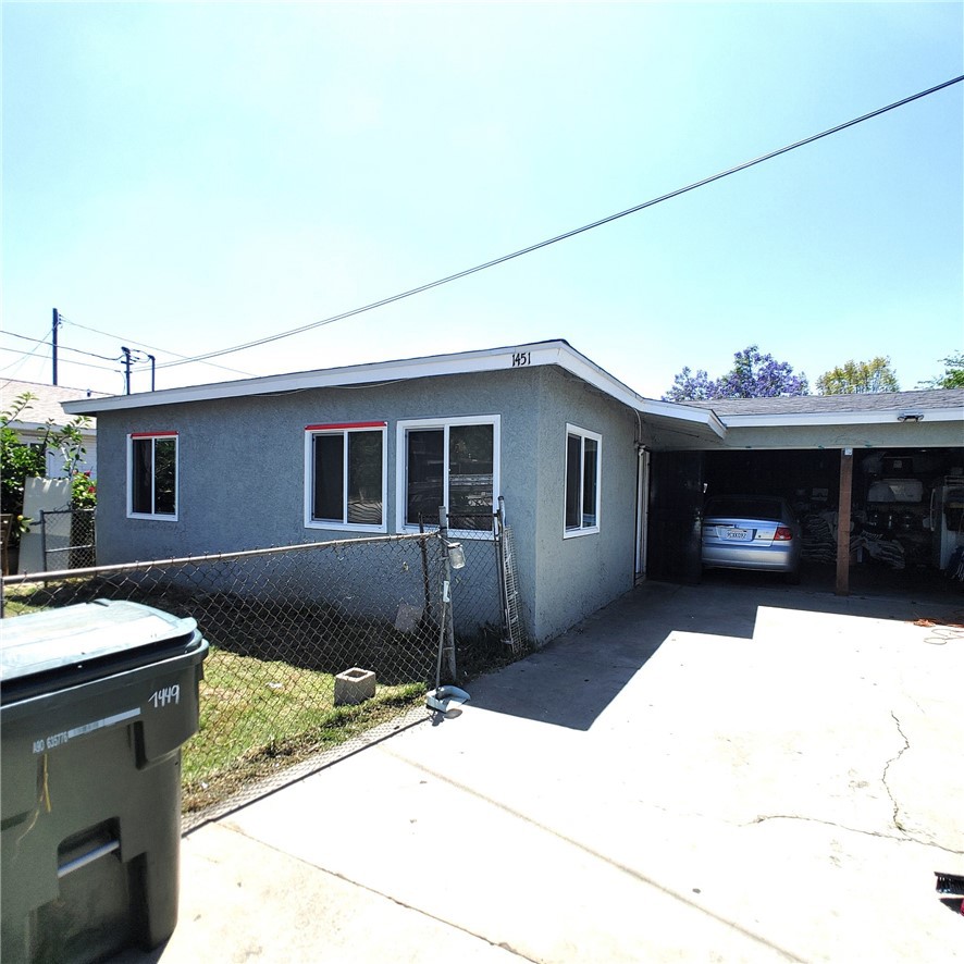 1449 S Park Avenue Property Photo 2