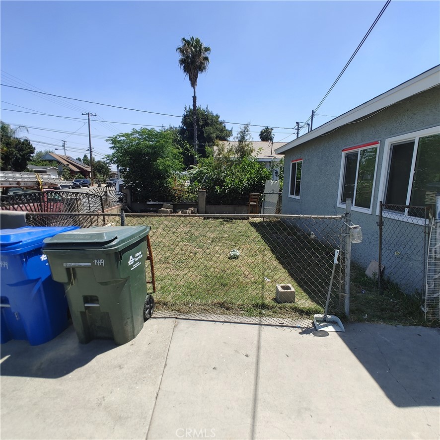 1449 S Park Avenue Property Photo 3