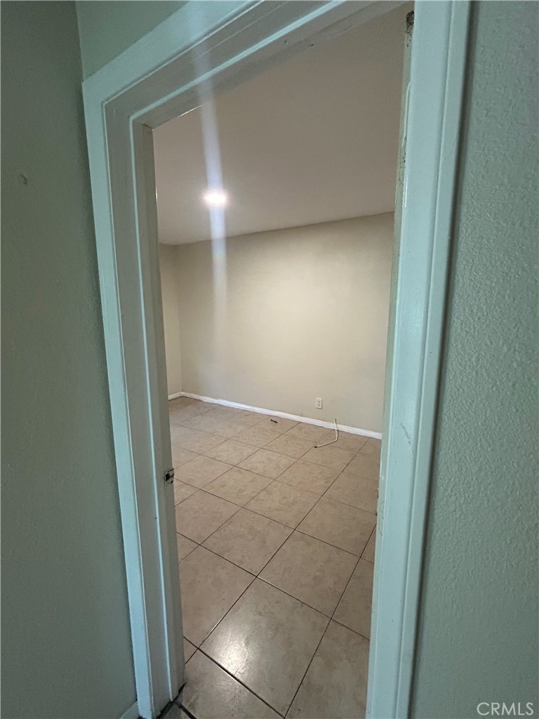 1449 S Park Avenue Property Photo 5