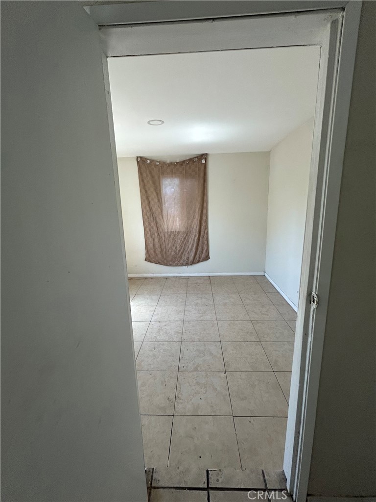 1449 S Park Avenue Property Photo 11