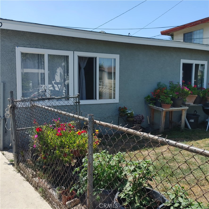 1449 S Park Avenue Property Photo 18