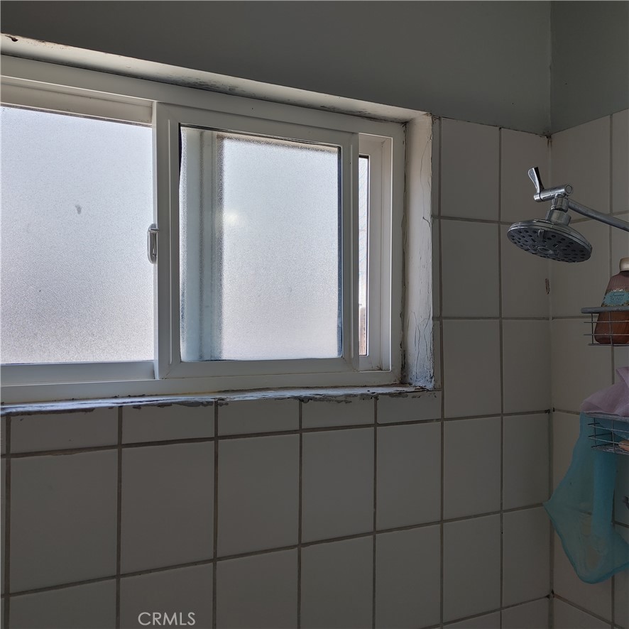 1449 S Park Avenue Property Photo 31