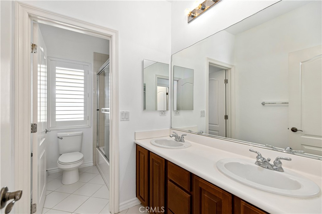 80 Wonderland Property Photo 13