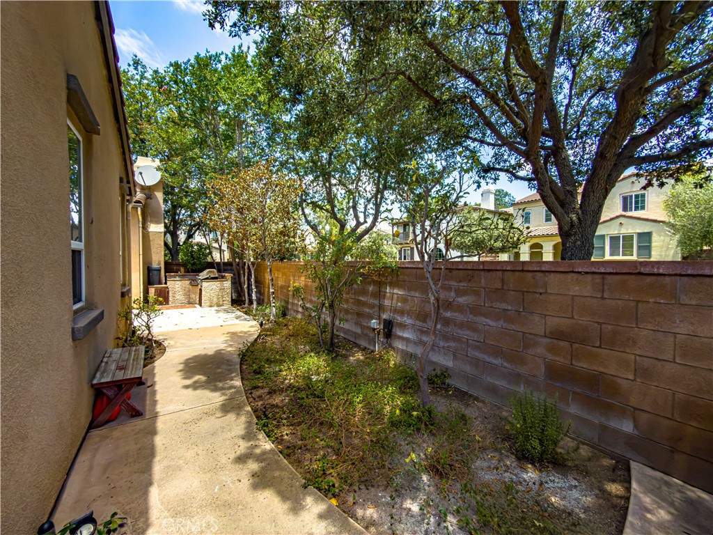 80 Wonderland Property Photo 38