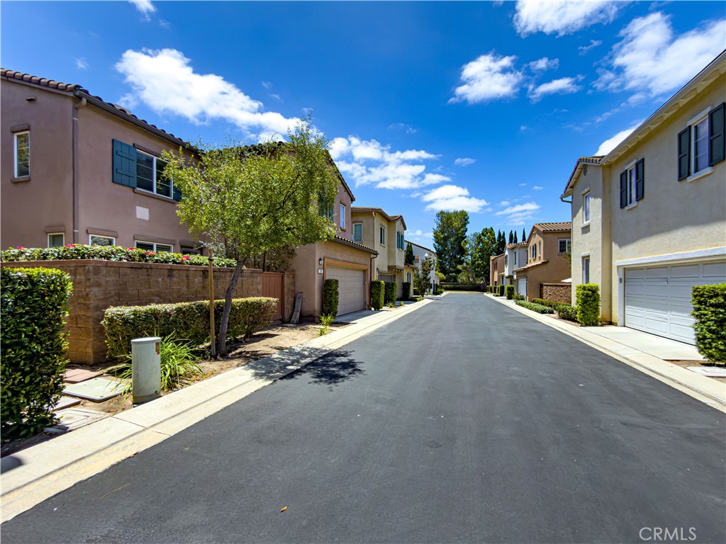 80 Wonderland Property Photo 41
