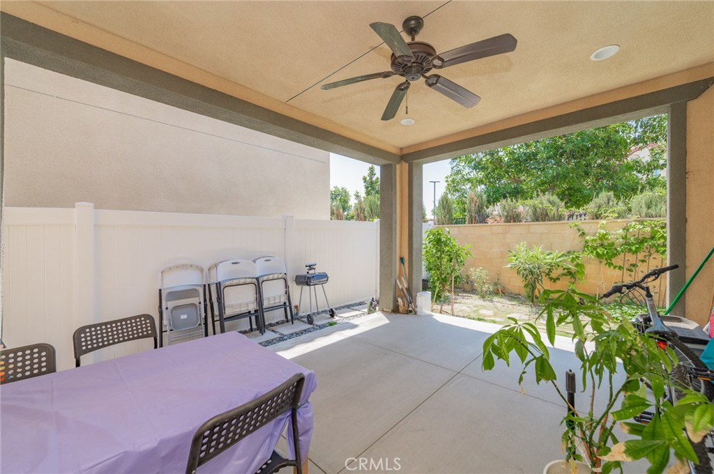 1926 Kizh Way Property Photo 28