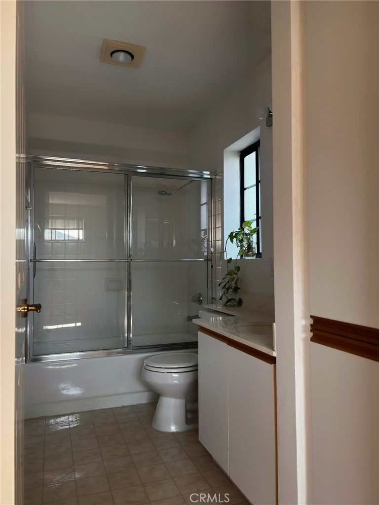 18435 Keswick Property Photo 11