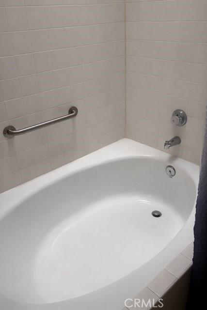 18435 Keswick Property Photo 13