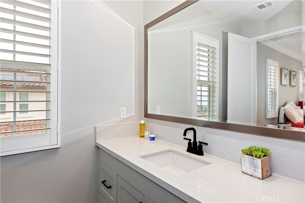 8869 Justify Dr Property Photo 33