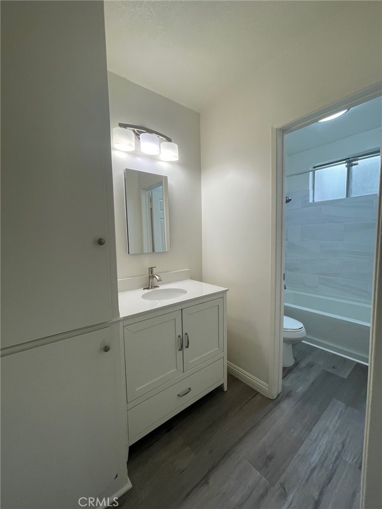 943 N Louise Street 3 Property Photo 7