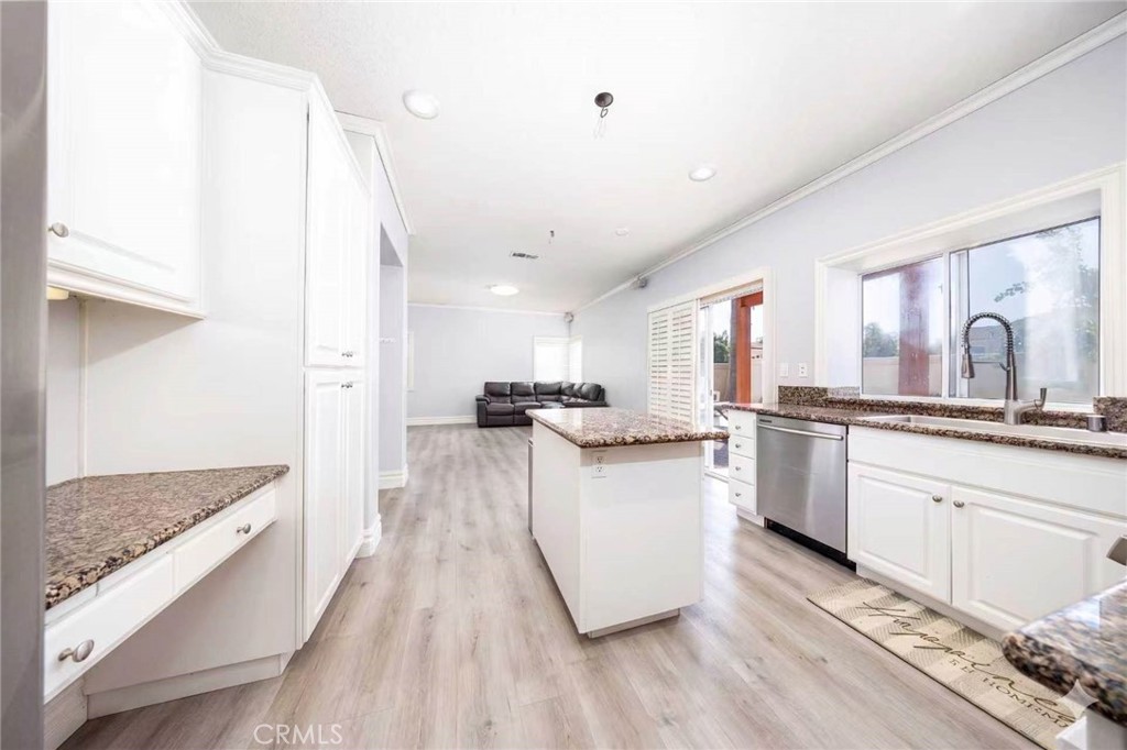 32119 Corte Bonilio Property Photo 7